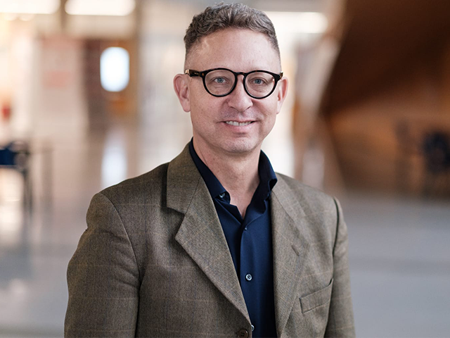 Prof. Christopher Korten